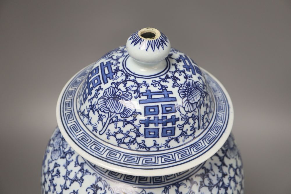 A large Chinese blue and white vase and cover, height 40cm